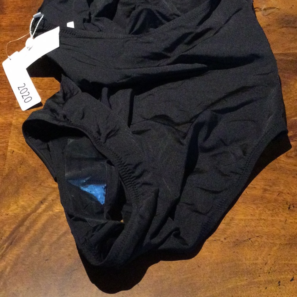 NWT $142 TRINA TURK US 6  ONE SHOULDER ONE PIECE - Picture 10 of 10